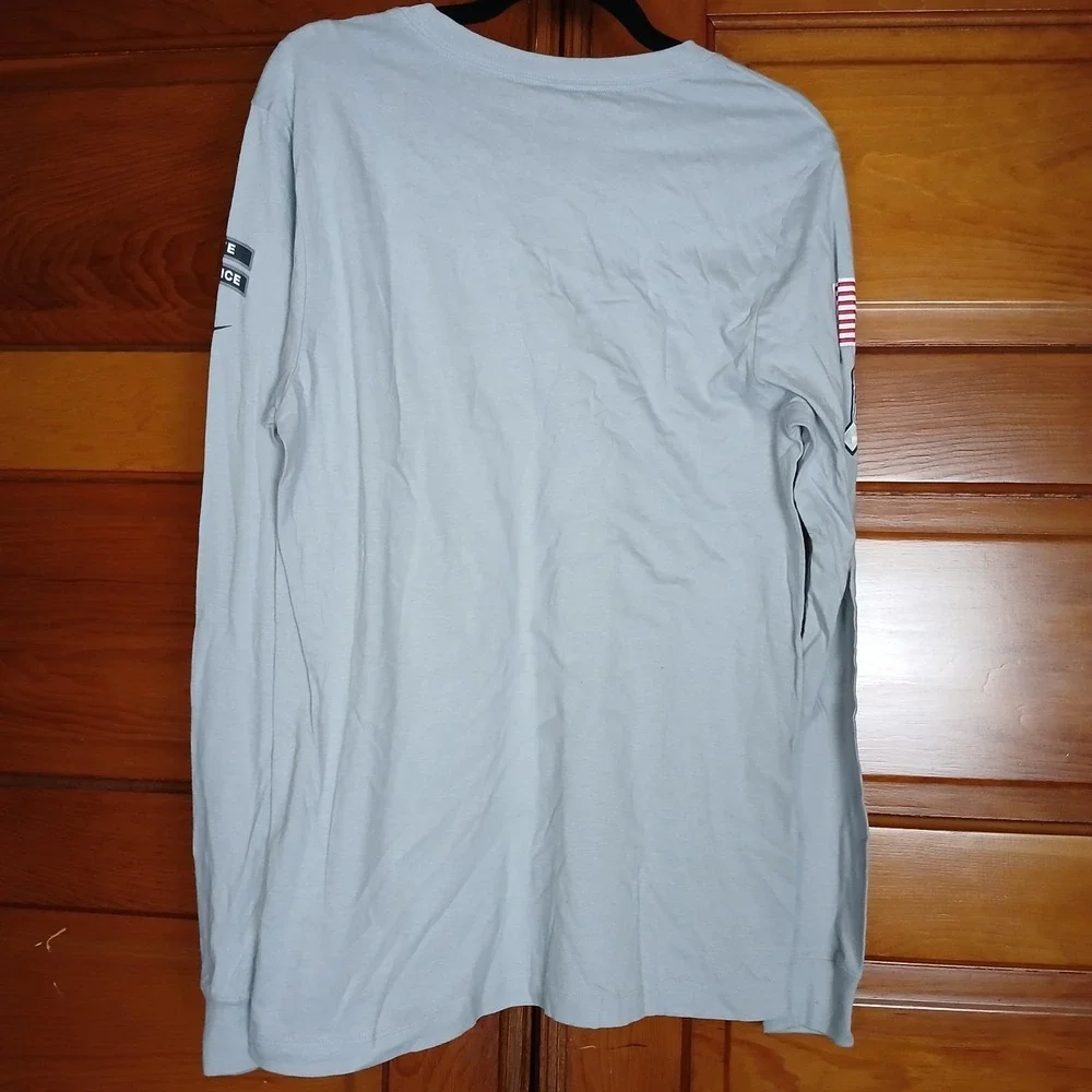 NWT Men's‎ Green Bay Packers Nike Gray 2024 Salute To Service Long Sleeve Small